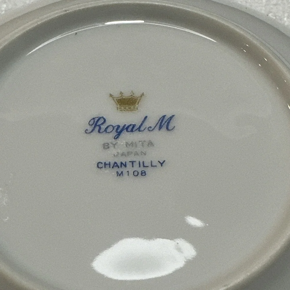 ROYAL M By Mita Dessert‎ Fruit Bowl (5.5